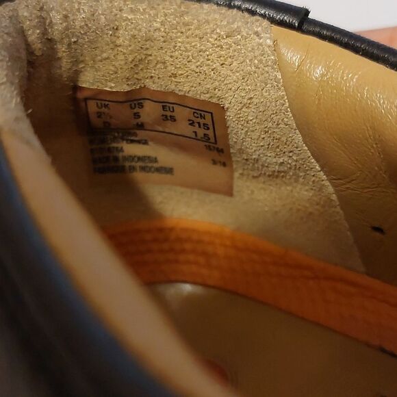 Clark's Unstructured Un.Loop Black Genuine Leather Slip On Shoes Women's Size 5 - Picture 11 of 12